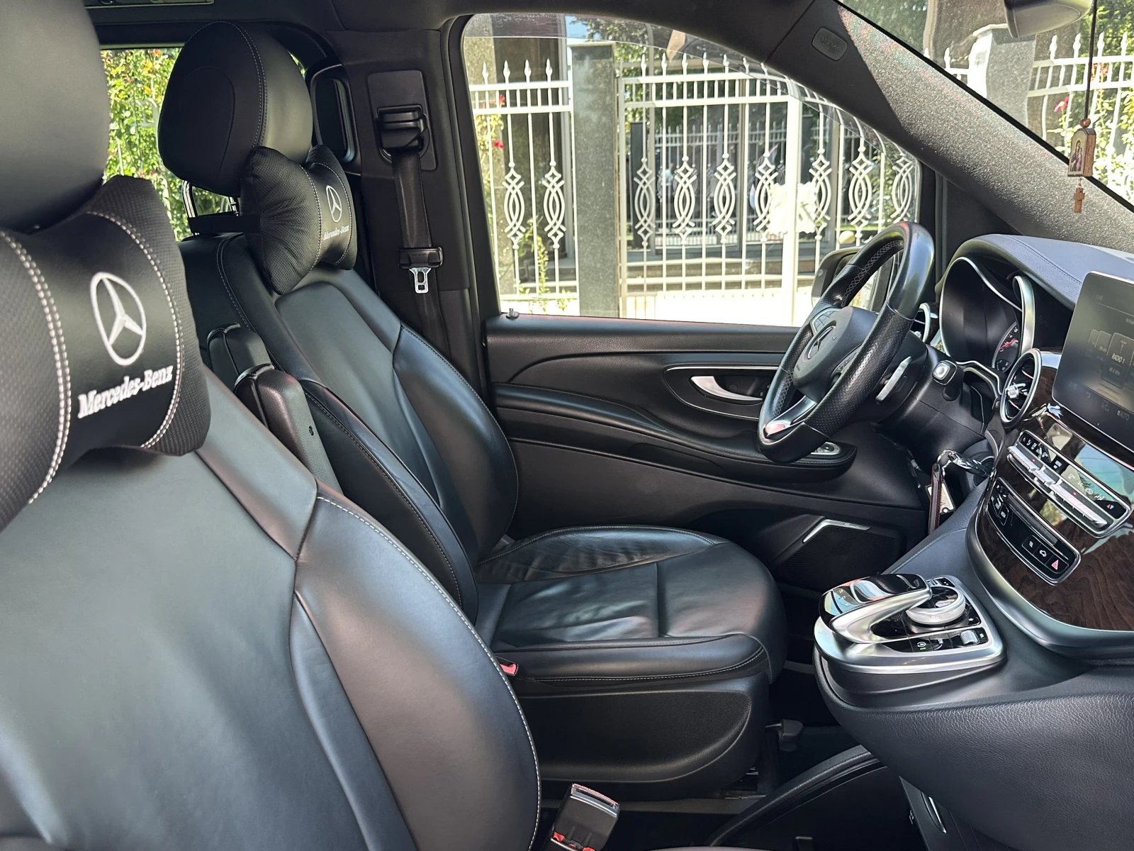 Mercedes-Benz Vaneo d 7+ 1 ����� Burmester 360 | Mobile.bg � ����������� 7