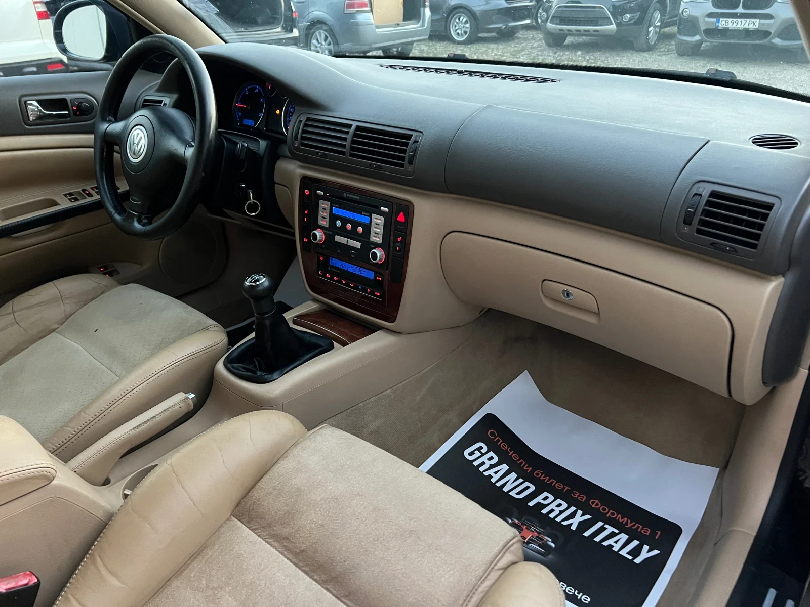 VW Passat 1.9TDI-131к.с./4х4/ Кожа-Алкантара/Подгрев/ Камера, снимка 16 - Автомобили и джипове - 55849244