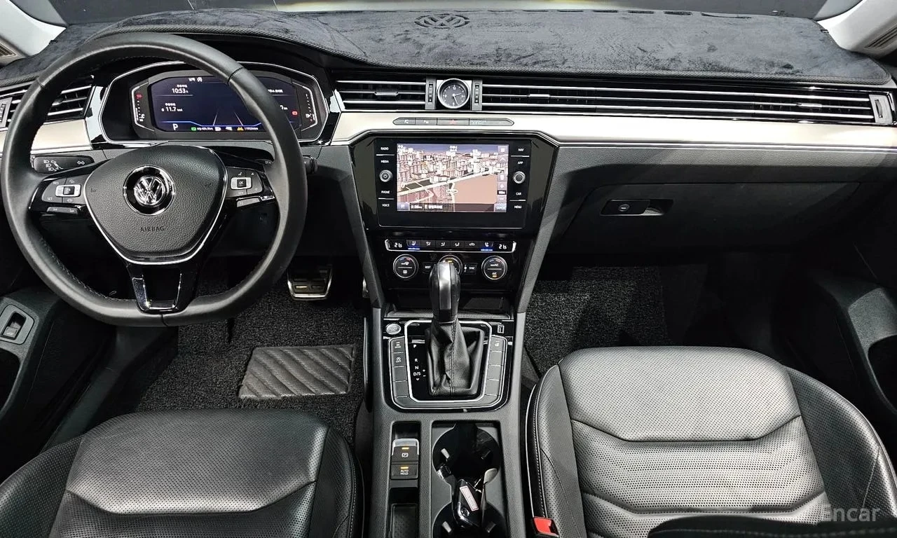 VW Arteon  R LIINE 4Motion / СЕРТИФИКАТ ЗА ОТЛИЧНО КАЧЕСТВО , снимка 7 - Автомобили и джипове - 55924751