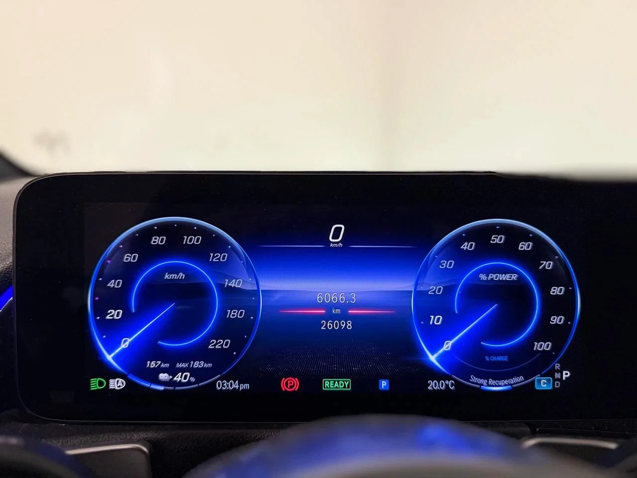 Mercedes-Benz EQB 300 4MATIC ФИНАНСИРАНЕ, снимка 9 - Автомобили и джипове - 56136552