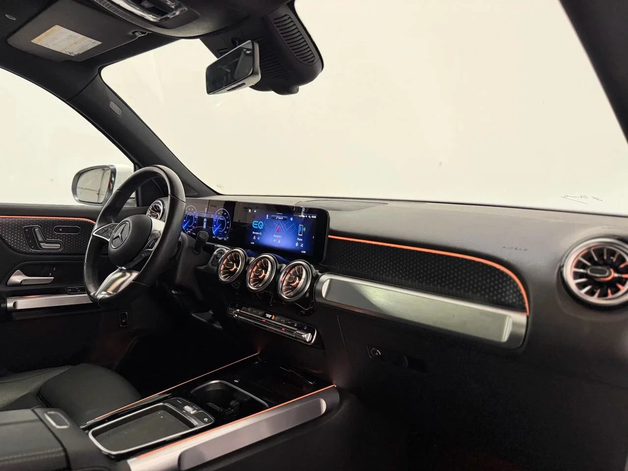 Mercedes-Benz EQB 300 4MATIC ФИНАНСИРАНЕ, снимка 12 - Автомобили и джипове - 56136552