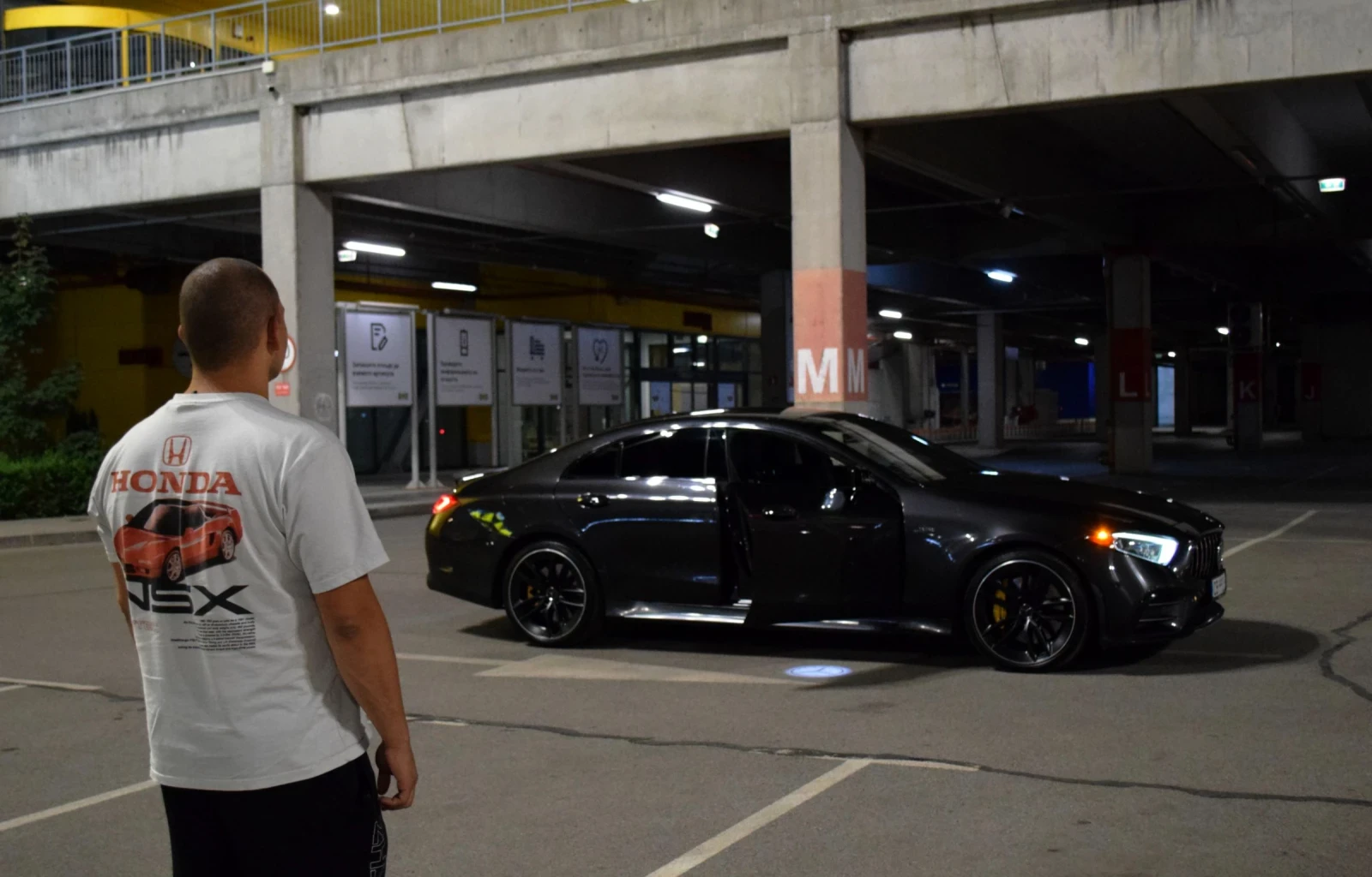 Mercedes-Benz CLS 53 AMG AMG CLS 53 4MATIC+ , снимка 14 - Автомобили и джипове - 56136655