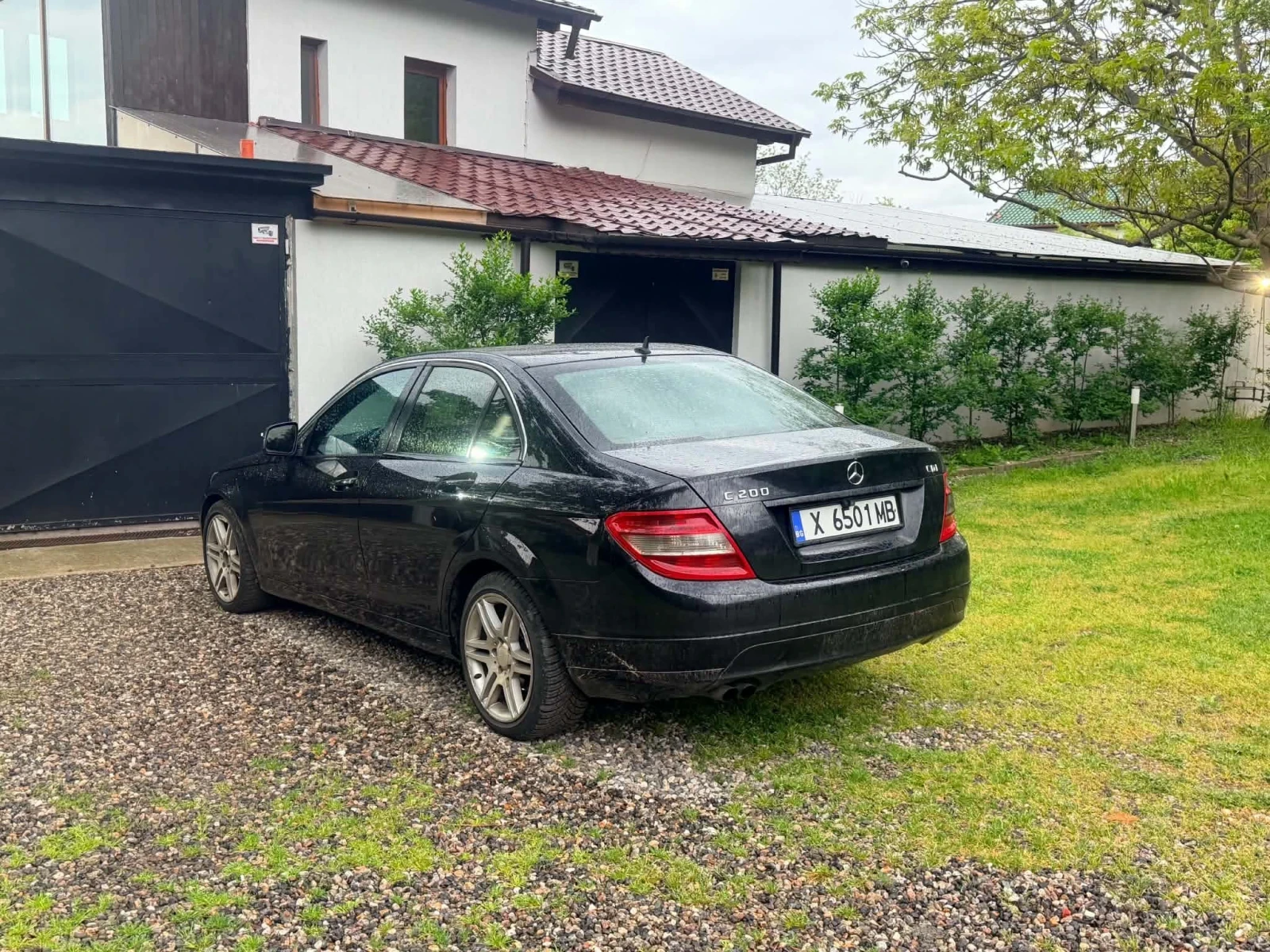Mercedes-Benz C 220, снимка 2 - Автомобили и джипове - 56344332