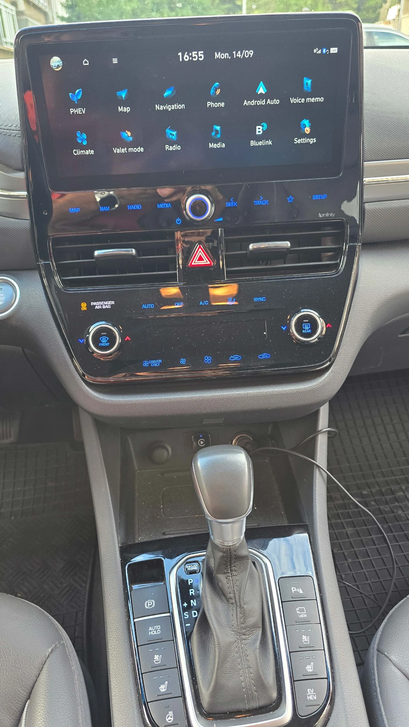 Hyundai Ioniq PHEV, снимка 9 - Автомобили и джипове - 56593169