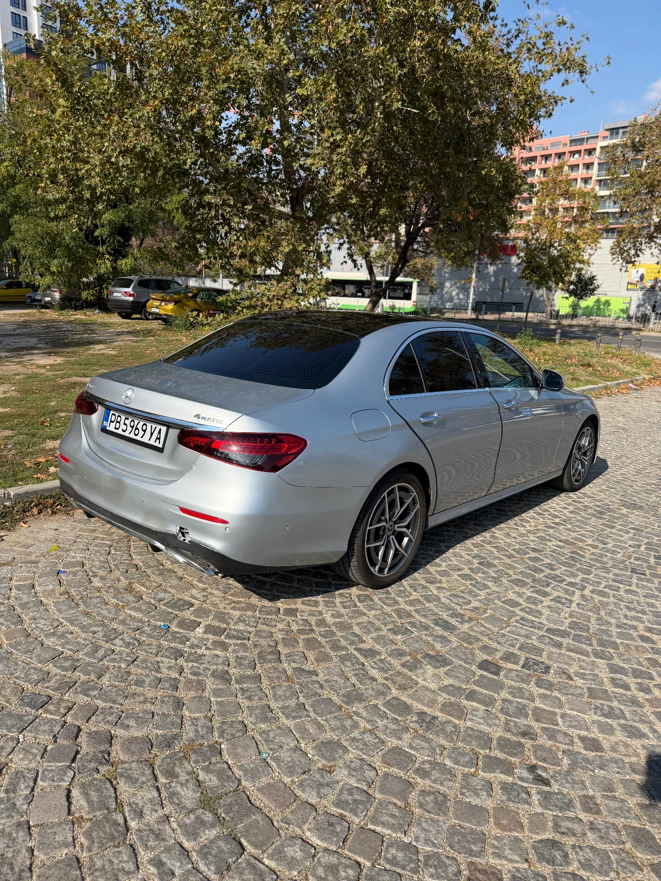 Mercedes-Benz E 350, снимка 4 - Автомобили и джипове - 56654185