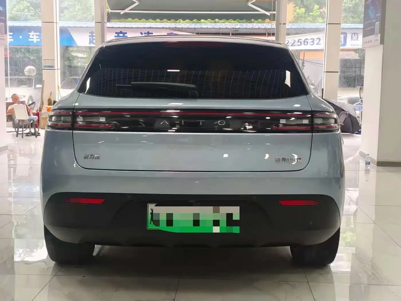 AITO 5, снимка 5 - Автомобили и джипове - 56736715