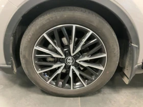 Toyota C-HR 1.8i Hybrid* Lounge* Bi-Tone* JBL* Камера*  - 20400 € / 39898.93 лв. - 89507277 7