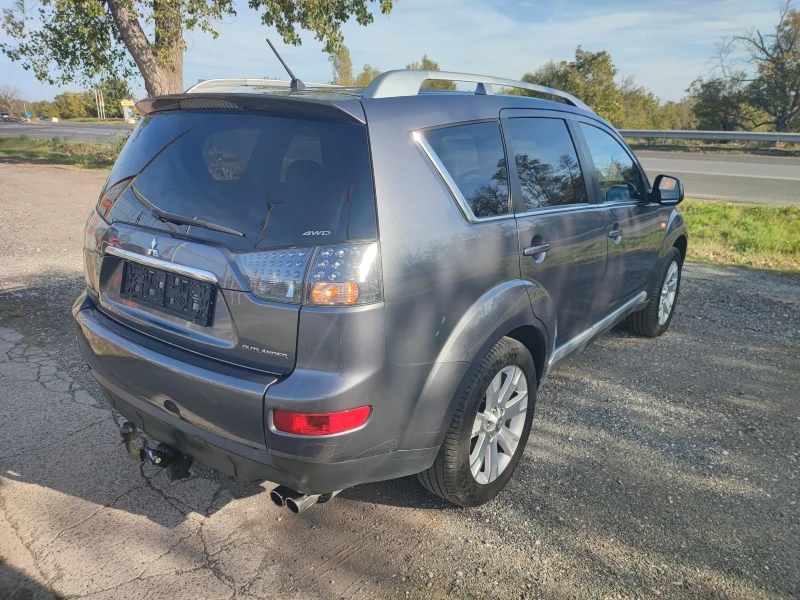 Mitsubishi Outlander 2.2 DID 156K.7местен, снимка 6 - Автомобили и джипове - 48035128