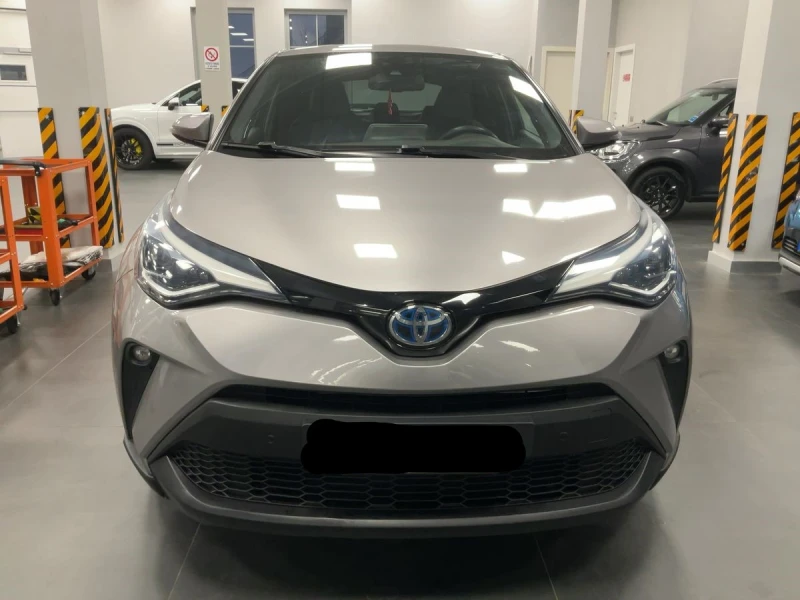 Toyota C-HR 1.8i Hybrid* Lounge* Bi-Tone* JBL* Камера* , снимка 2 - Автомобили и джипове - 52952732