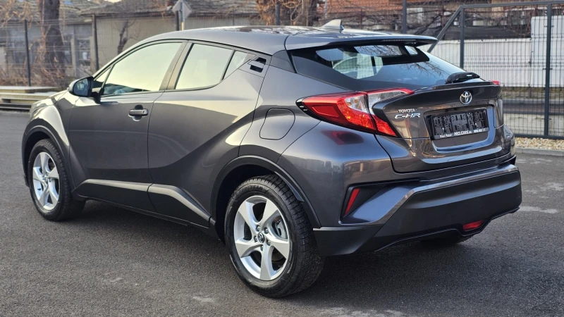 Toyota C-HR 1.2i LPG IT-ДИСТРОНИК-ИСТОРИЯ-ТОП СЪСТ.-ЛИЗИНГ, снимка 4 - Автомобили и джипове - 53235372
