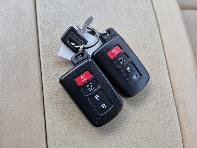 Toyota Highlander XLE * * CARFAX * * АВТО КРЕДИТ * * , снимка 9 - Автомобили и джипове - 53339472