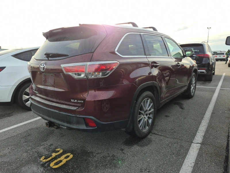 Toyota Highlander XLE * * CARFAX * * АВТО КРЕДИТ * * , снимка 4 - Автомобили и джипове - 53339472
