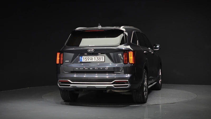 Kia Sorento 2.2CRDI/4x4/Пълна сервизна !!!, снимка 4 - Автомобили и джипове - 53373668