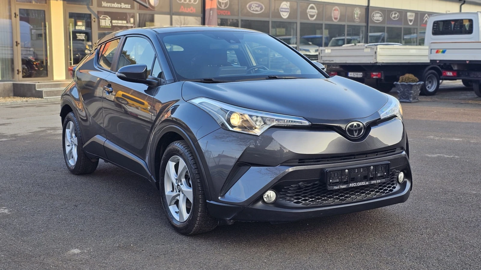 Toyota C-HR 1.2i LPG IT-ДИСТРОНИК-ИСТОРИЯ-ТОП СЪСТ.-ЛИЗИНГ, снимка 1