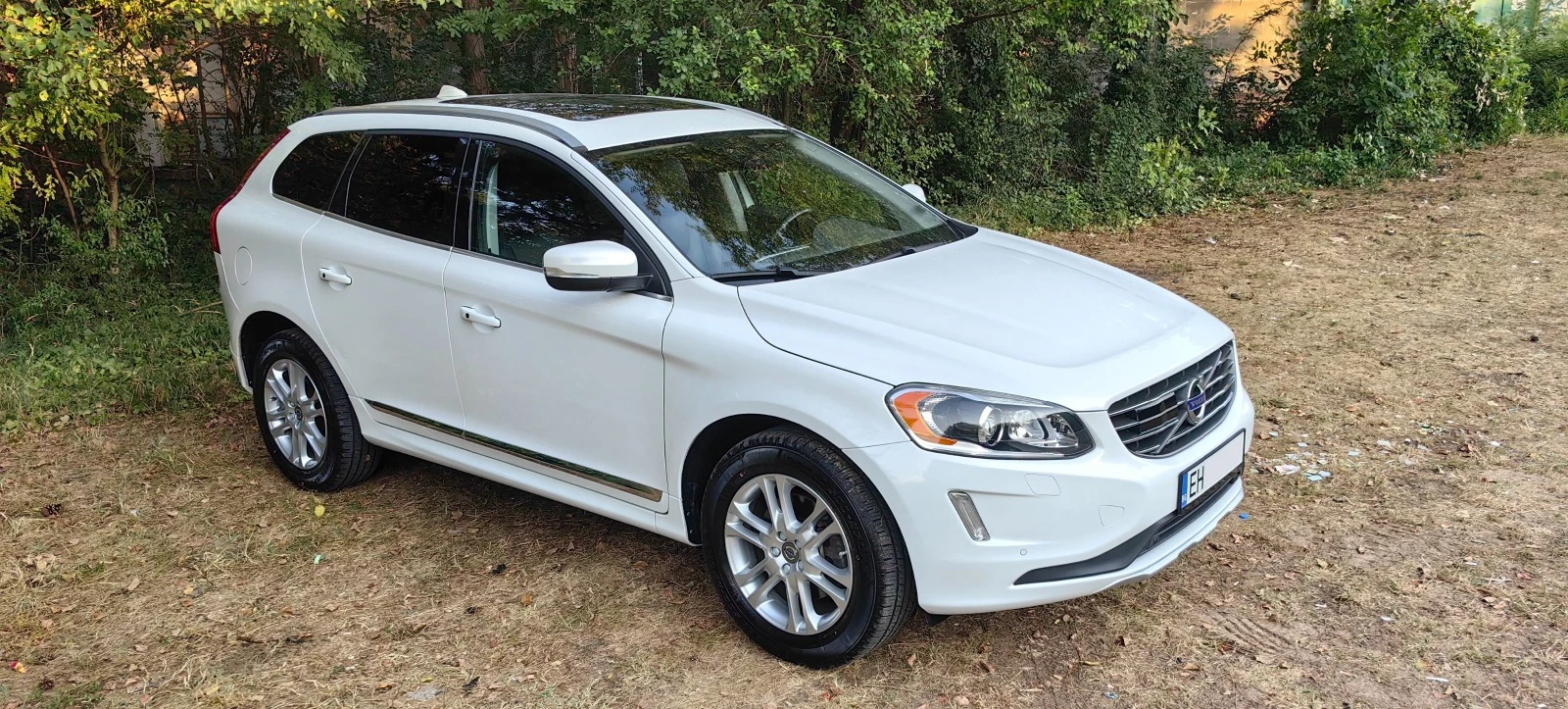 Volvo XC60 T5 4X4 5ЦИЛ 2.5 куб.см ТОП ОБОРУДВАНЕ - изображение 3