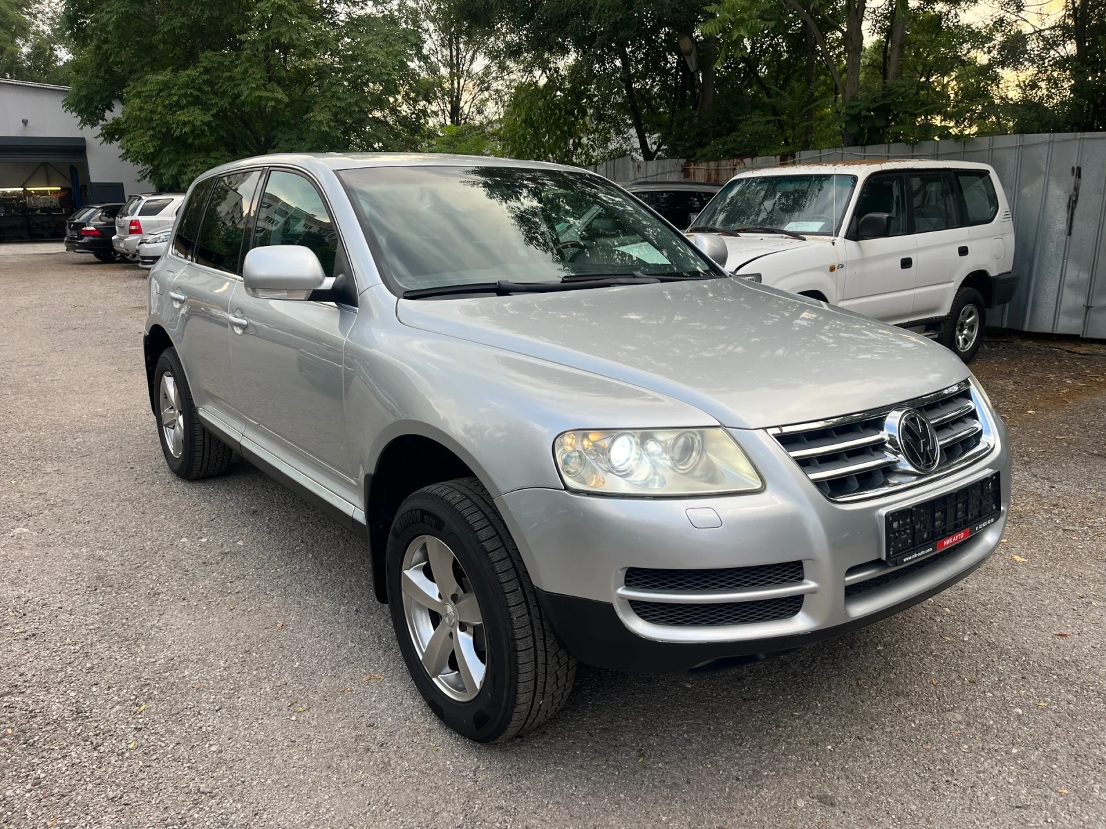 VW Touareg 4.2 V8 4x4 - изображение 2