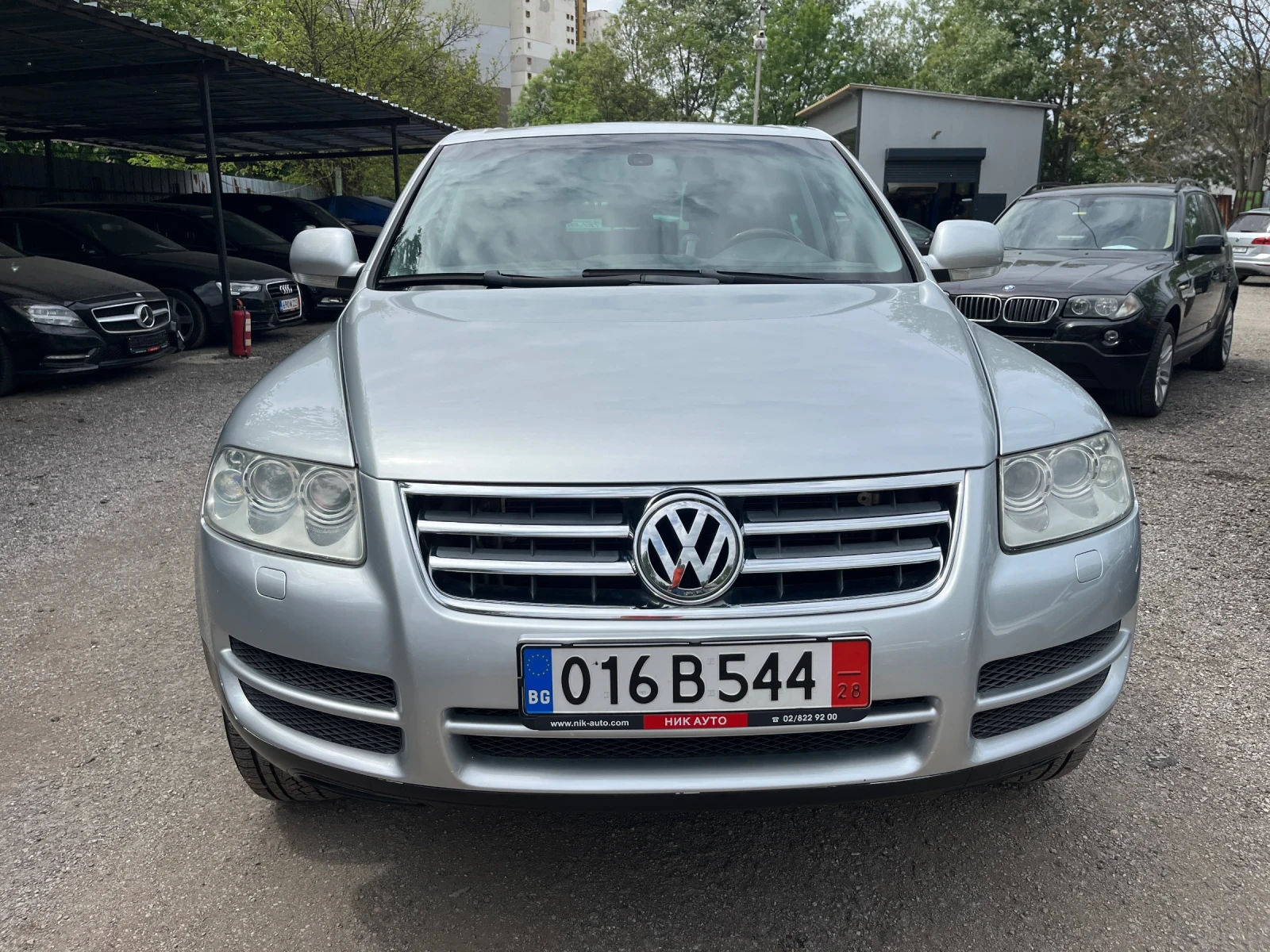 VW Touareg 4.2 V8 4x4 - изображение 2