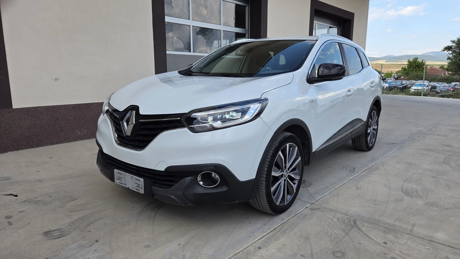 Renault Kadjar АВТОМАТИК/ INITIALE PARIS/ 1.5dci - изображение 2