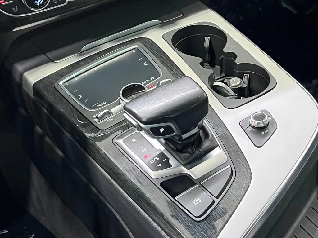 Audi Q7 Technik BOSE* * CAM* BLINDSPOT* PANO*  | Mobile.bg   13