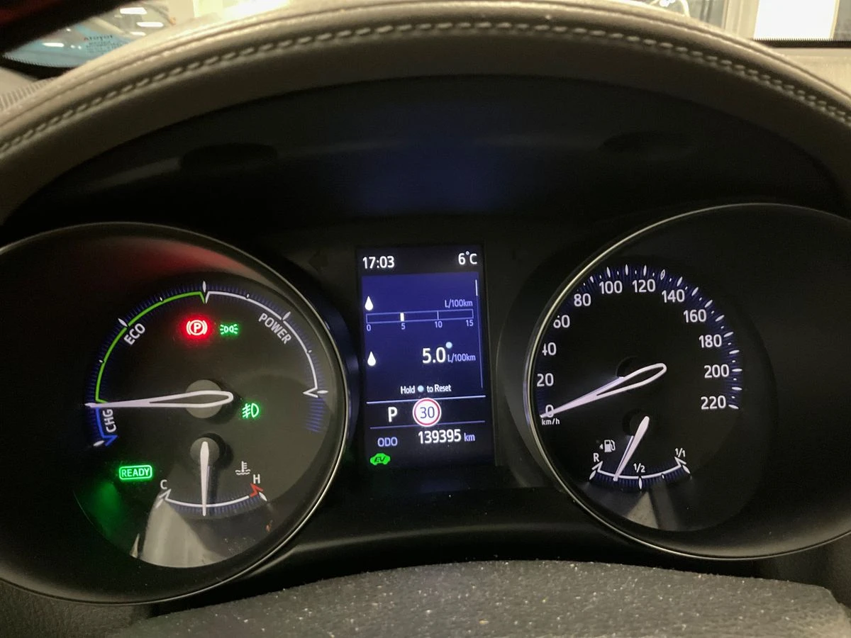 Toyota C-HR 1.8i Hybrid* Lounge* Bi-Tone* JBL* ������*  | Mobile.bg � ����������� 12