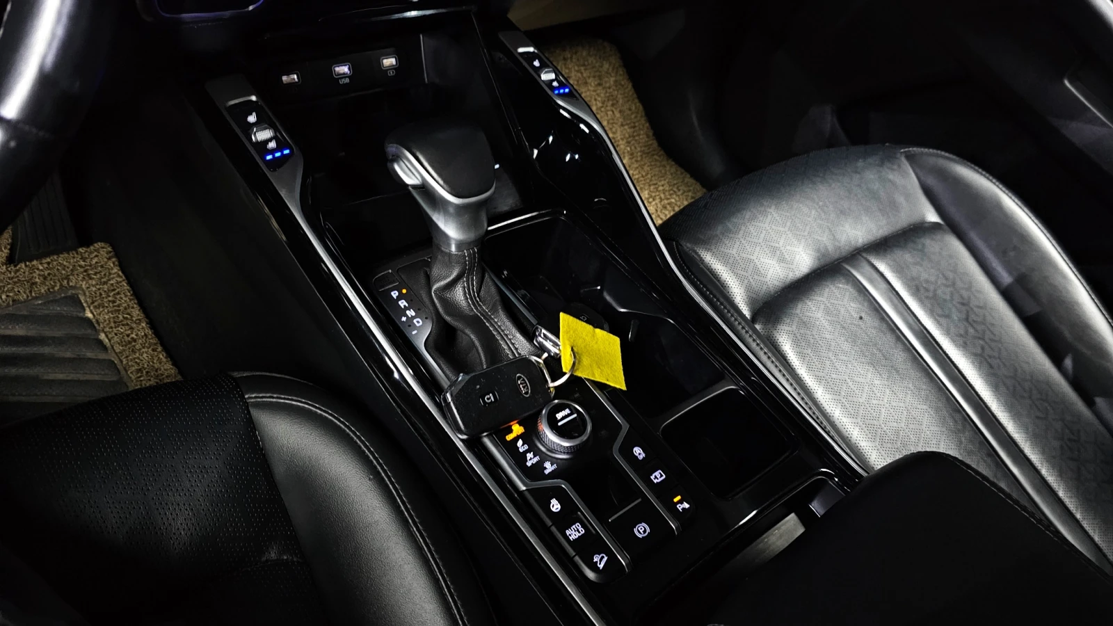 Kia Sorento 2.2CRDI/4x4/Пълна сервизна !!! - изображение 8