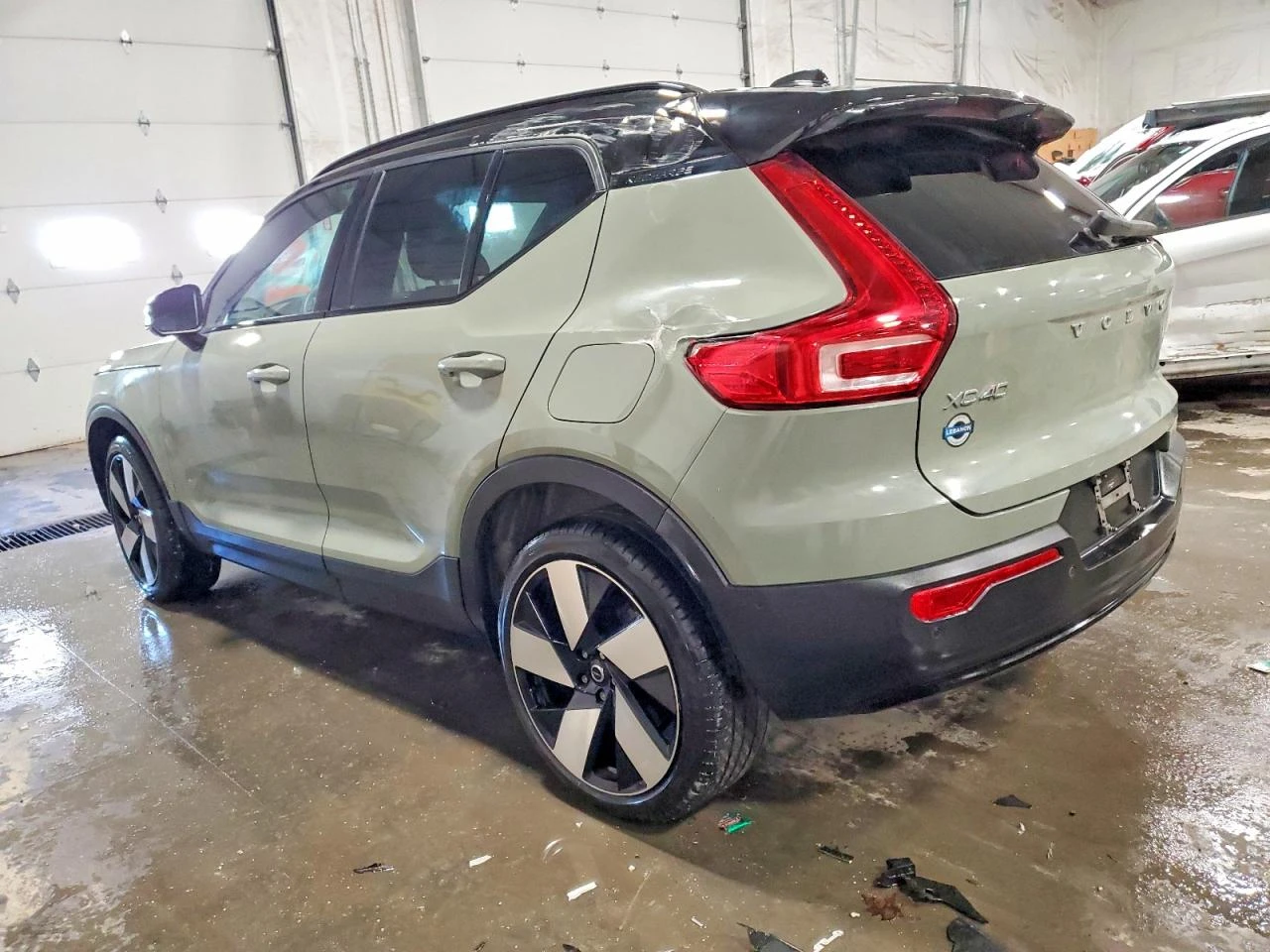 Volvo XC40 Recharge Ultimate, снимка 2 - Автомобили и джипове - 54612785