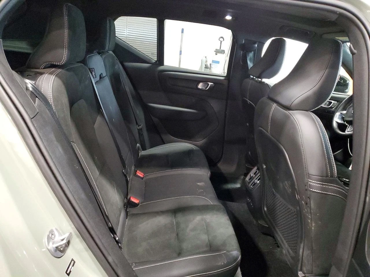 Volvo XC40 Recharge Ultimate, снимка 11 - Автомобили и джипове - 54612785