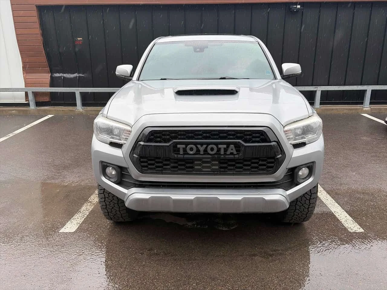 Toyota Tacoma * SR5 * ���������� ����� * CARFAX | Mobile.bg � ����������� 5