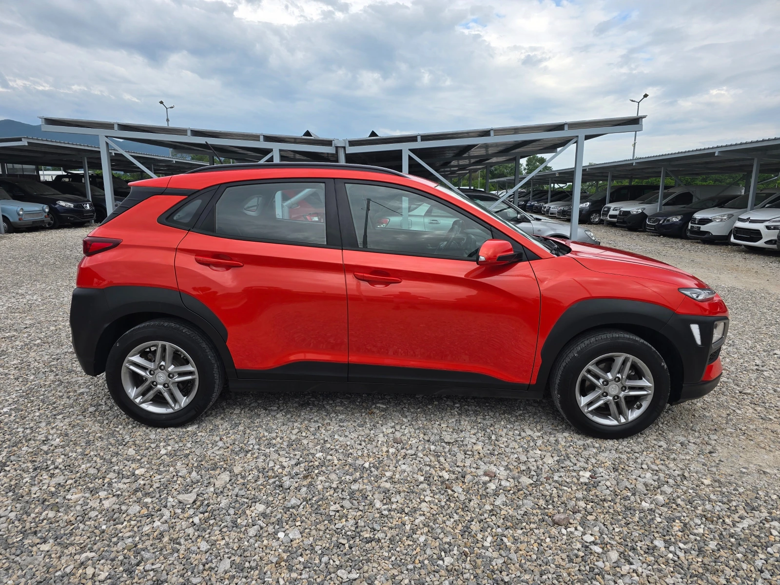 Hyundai Kona 1, 0I НОВ ВНОС !! РЕАЛНИ КИЛОМЕТРИ !!, снимка 6 - Автомобили и джипове - 54779406