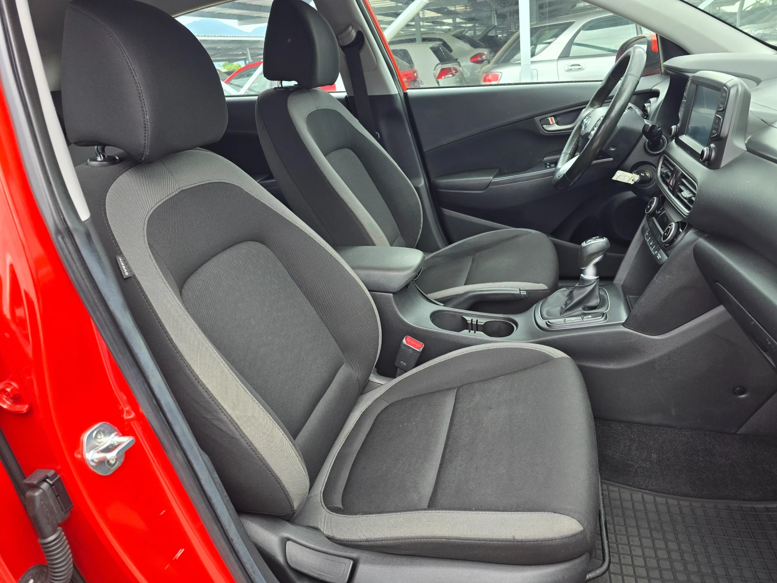 Hyundai Kona 1, 0I НОВ ВНОС !! РЕАЛНИ КИЛОМЕТРИ !!, снимка 10 - Автомобили и джипове - 54779406
