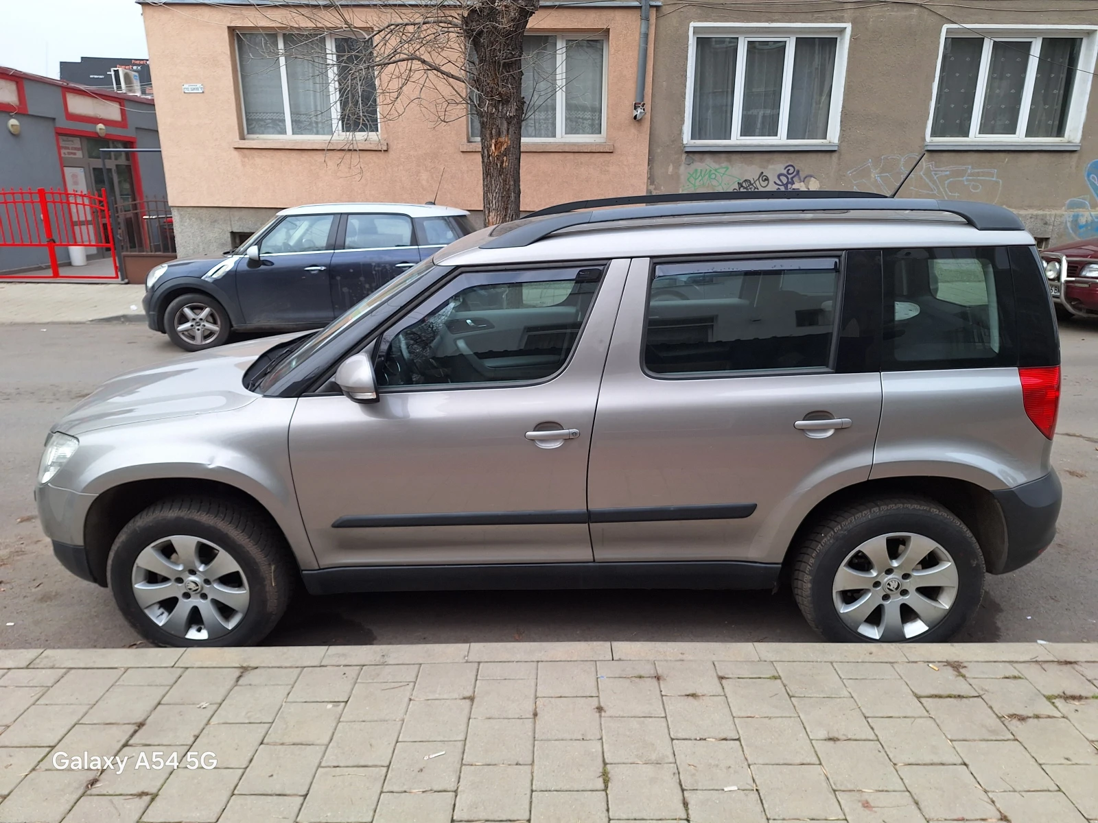 Skoda Yeti YETI, снимка 3 - Автомобили и джипове - 54922369