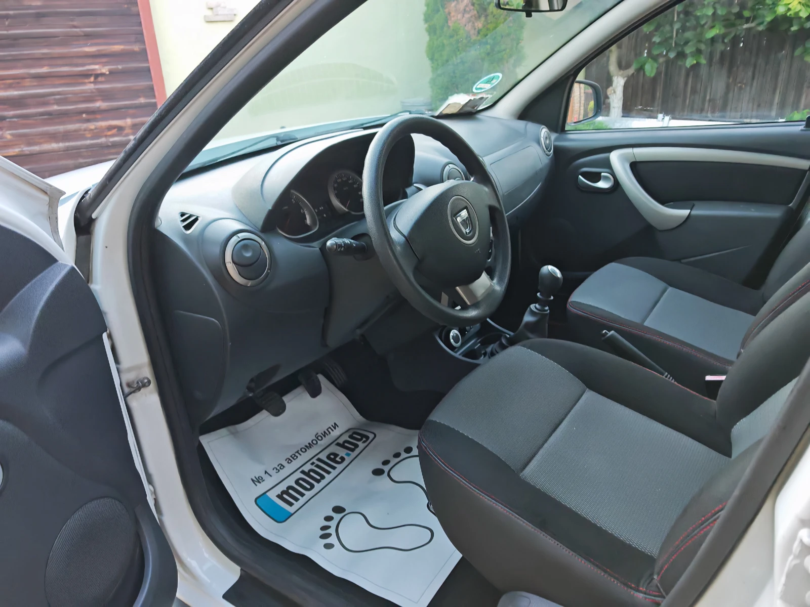 Dacia Duster 1.5DCI-4x4-6 скорости, снимка 7 - Автомобили и джипове - 55061735