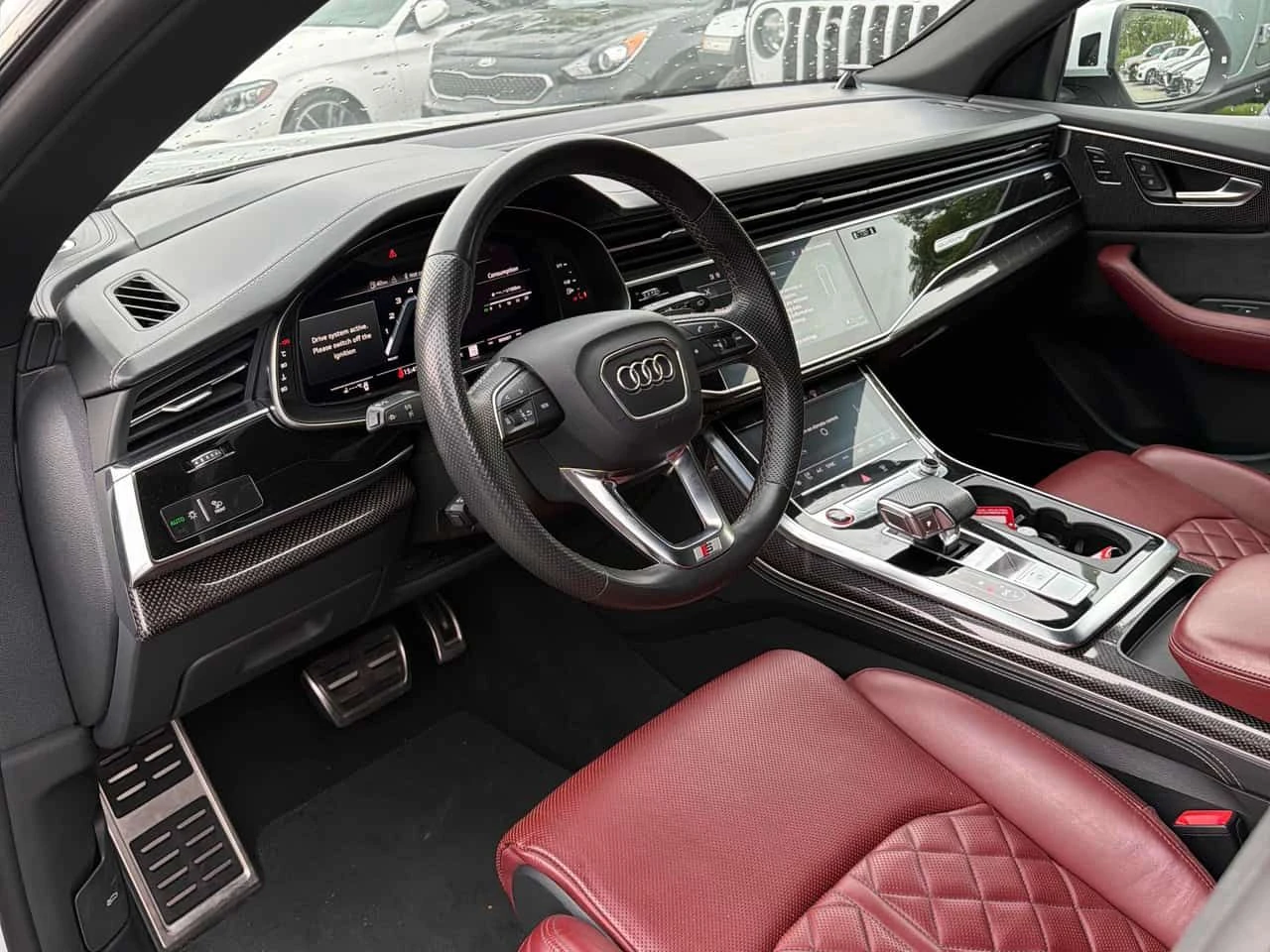 Audi SQ8 4.0 TFSI quattro/ОБДУХВАНЕ/ПАНОРАМА/ДИСТРОНИК/360, снимка 7 - Автомобили и джипове - 55270490