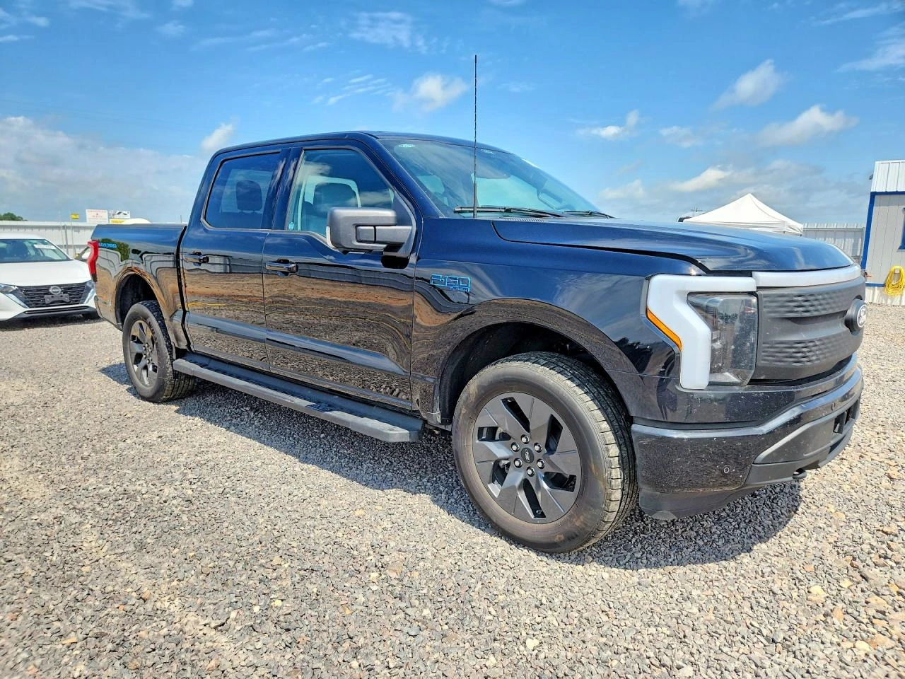 Ford F150 LIGHTNING* XLT* КОЖА* ПОДГРЕВ* КАМЕРА* NAVI* LED* , снимка 4 - Автомобили и джипове - 55898016