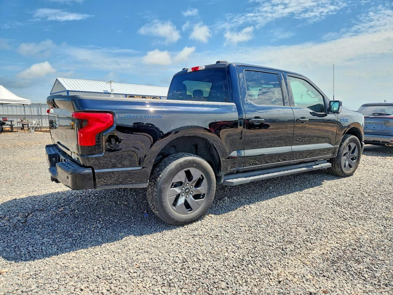 Ford F150 LIGHTNING* XLT* КОЖА* ПОДГРЕВ* КАМЕРА* NAVI* LED* , снимка 3 - Автомобили и джипове - 55898016