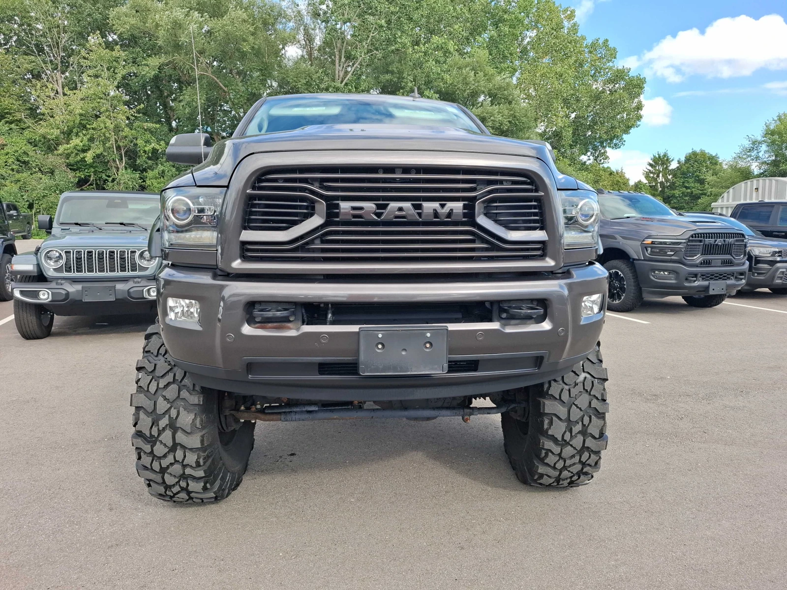 Dodge RAM 2500 Laramie, снимка 6 - Автомобили и джипове - 56555653