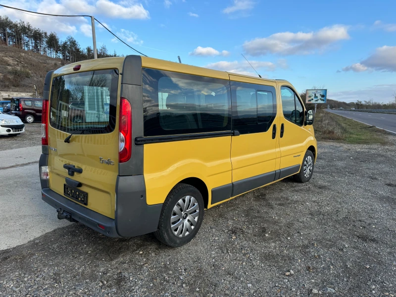 Renault Trafic 2.0DCI Дълга База 8+ 1, снимка 3 - Бусове и автобуси - 47991806