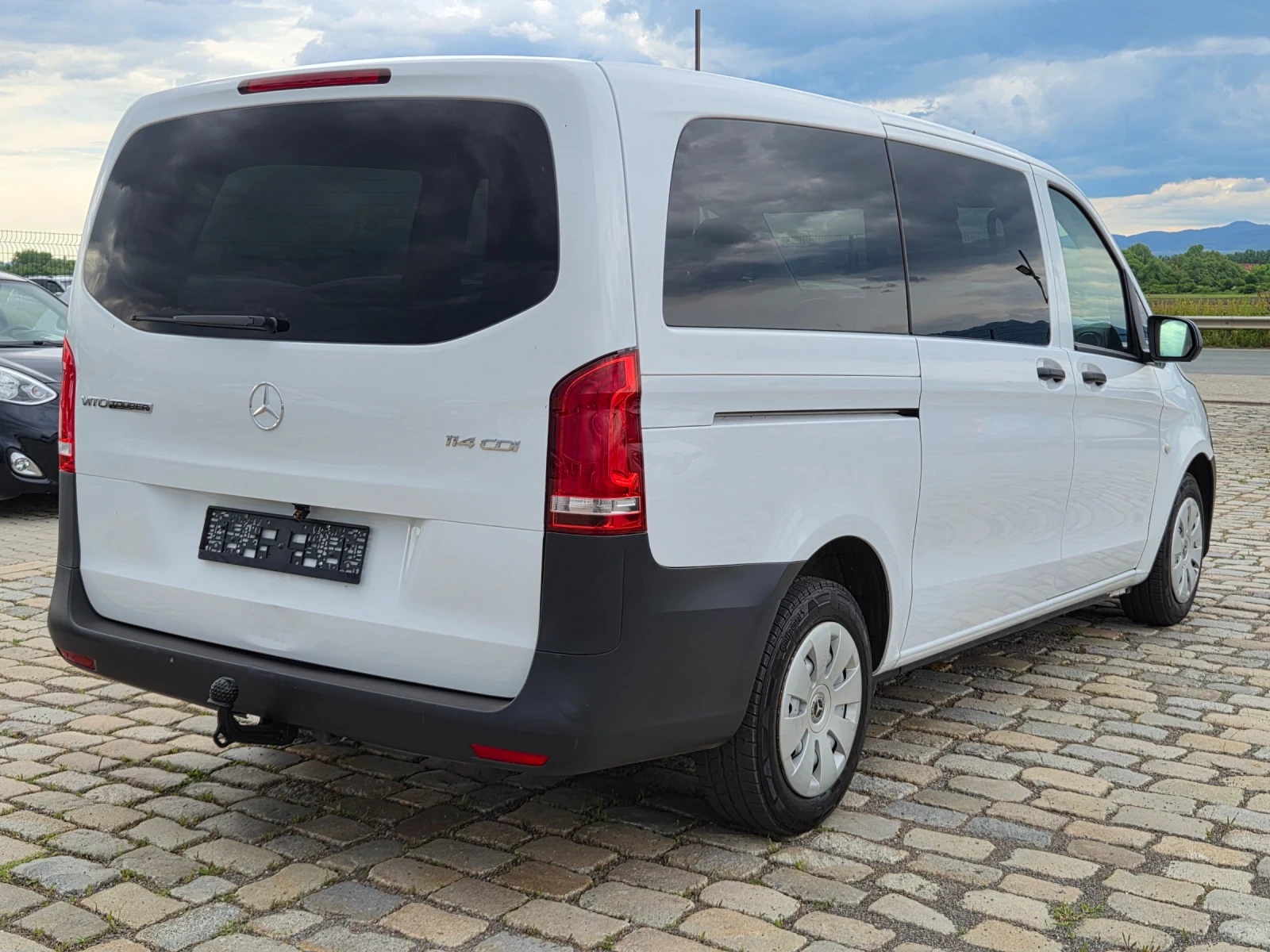 Mercedes-Benz Vito 2.0D 136кс АВТОМАТИК ЕВРО 6, снимка 6 - Бусове и автобуси - 54609123