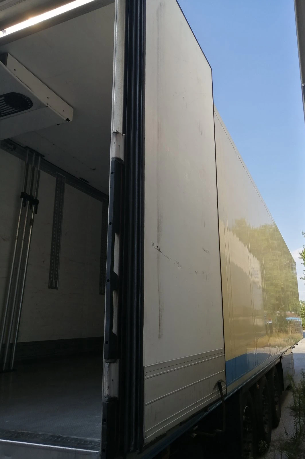  Schmitz | Mobile.bg   3