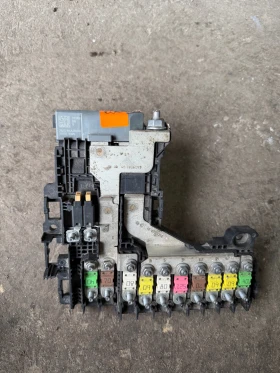 Модул за зареждане на батерията Citroen DS5 Peugeot 508 9666851480, снимка 4