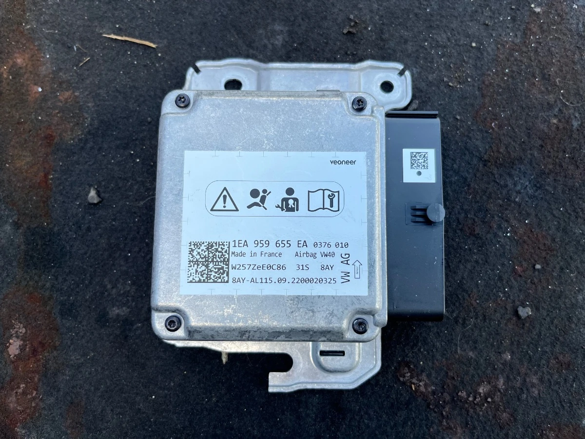 SRS ����� �� AUDI Q4 FZ E-TRON 1EA959655EA-517 | Mobile.bg � ����������� 1
