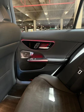 Mercedes-Benz C 300  360 camera / 4 Matic / AMG / 47500 км , снимка 9