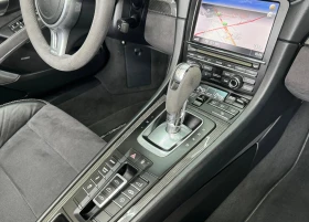 Porsche 911 Carrera 4 GTS Cabrio, снимка 9