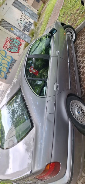 BMW 523, снимка 4