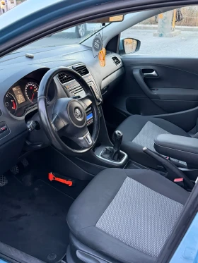 VW Polo 1.2TDI ПОДГРЕВ/КСЕНОН/ТЕМПОМАТ/КЛИМАТРОНИК/КАРПЛЕЙ, снимка 9