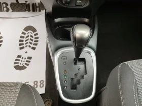 Toyota Yaris 1.5 Hibrid, 151223 км. Камера, снимка 14