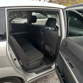 Toyota Corolla verso, снимка 7