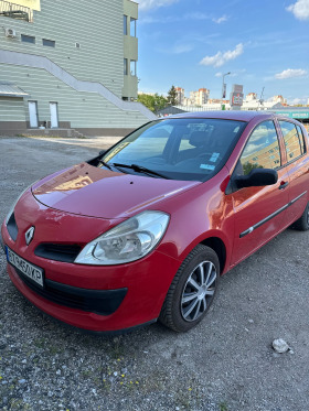 Renault Clio, снимка 1 - Автомобили и джипове - 45254048