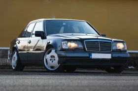 Mercedes-Benz E 300 M103, снимка 1