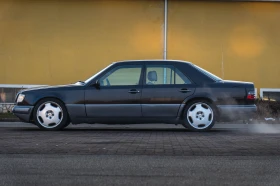 Mercedes-Benz E 300 M103, снимка 4